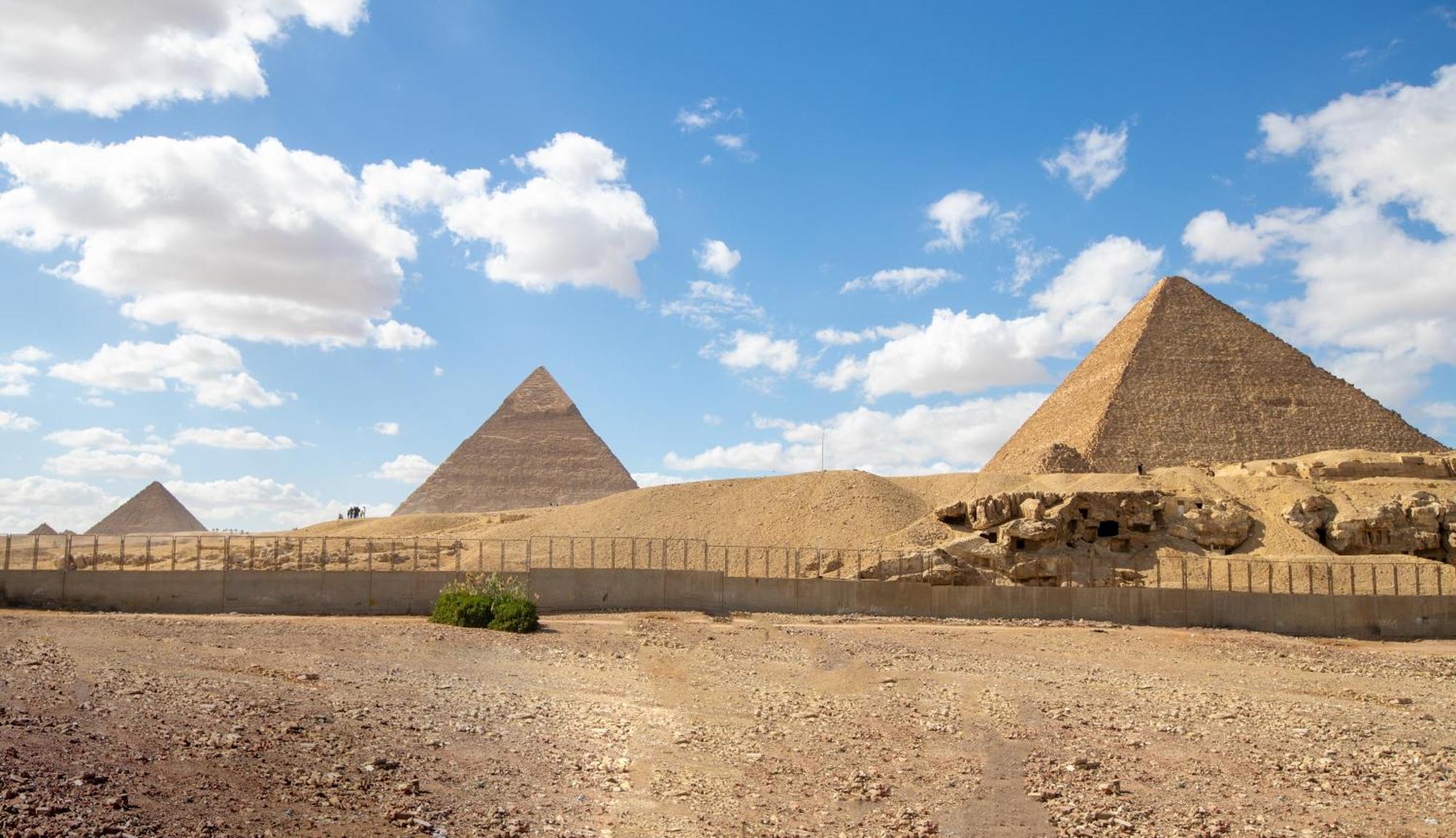Kafret el-Gabal Soul Pyramids View酒店 外观 照片